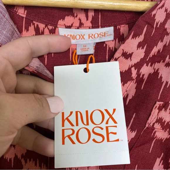 ✨NWT Target Knox Rose Burgundy Hibiscus Print Button Front Shirt Size XL - Picture 5 of 12